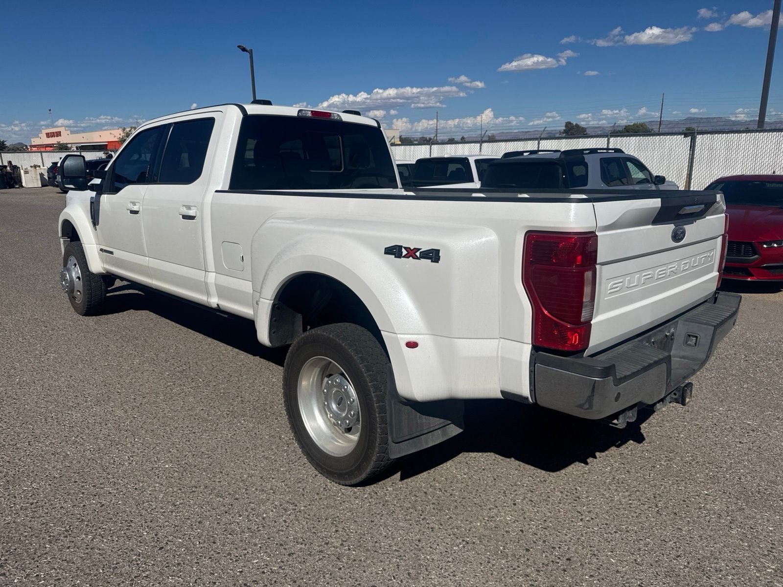 Used 2022 Star White Metallic Tri-Coat Ford Lariat image 8