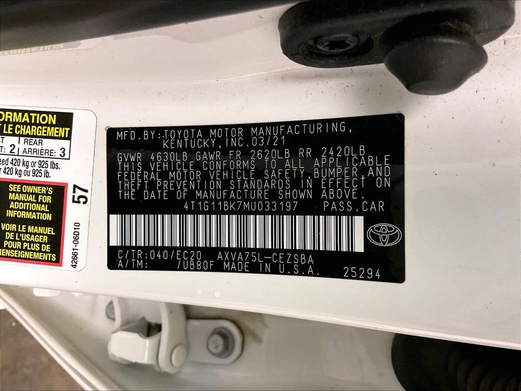 Used 2021 White Toyota SE Nightshade image 39