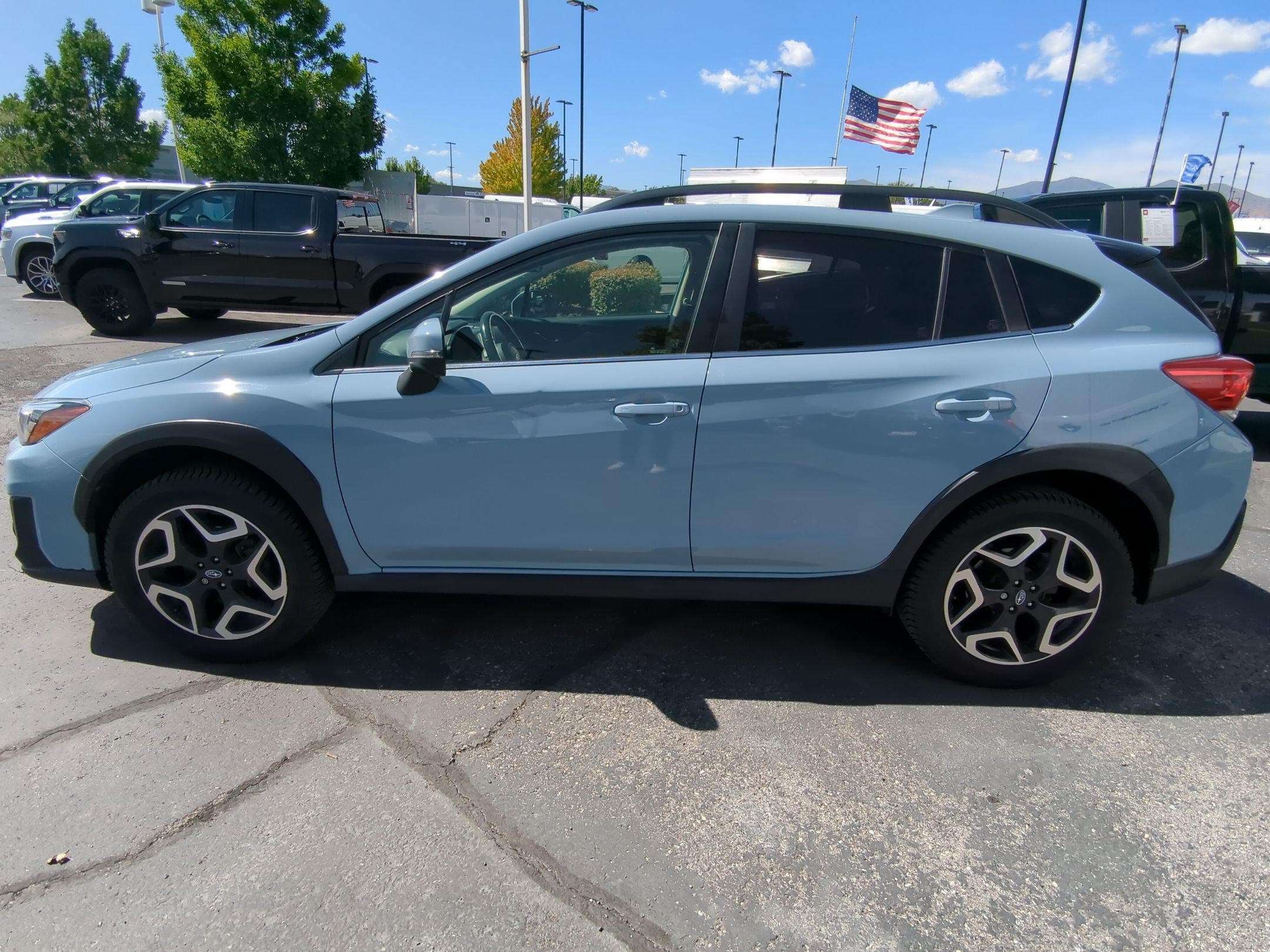 Used 2019 Cool Gray Khaki Subaru Limited image 7