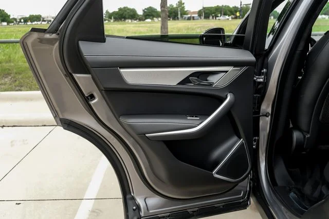 2026 Jaguar F-Pace R-Dynamic S - Photo 56