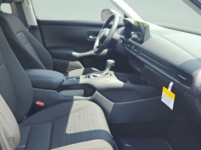 2026 Honda HR-V LX - Photo 12