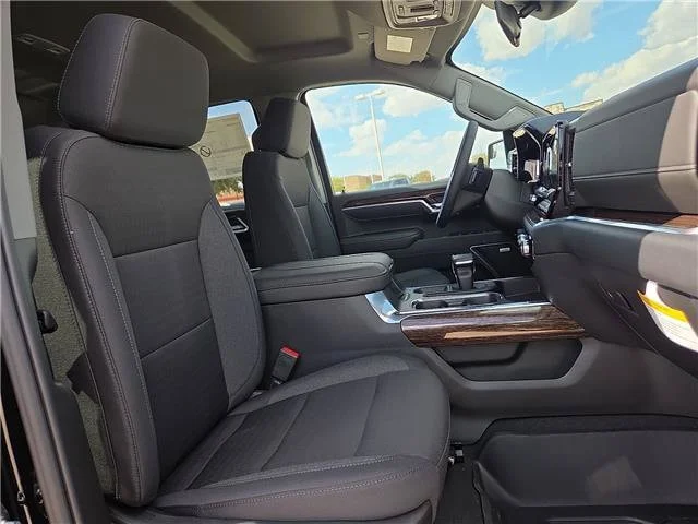 New 2026 Onyx Black GMC Elevation image 14