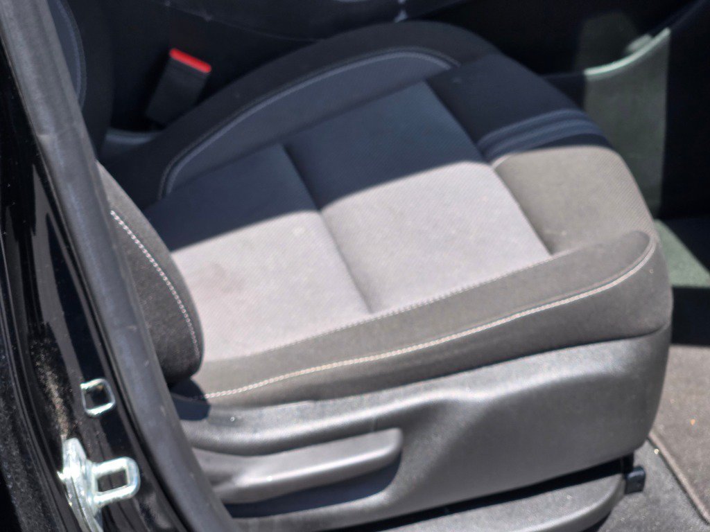 Used 2025 Black Chevrolet 2LT image 8