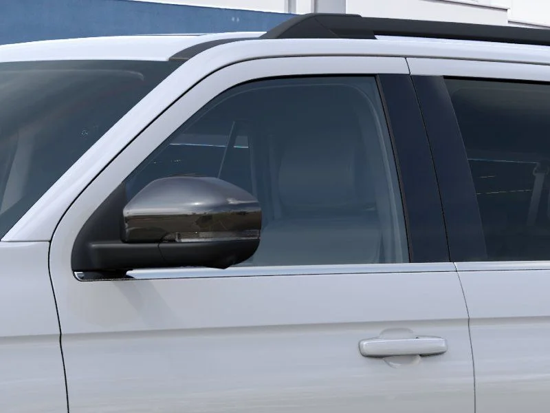 New 2027 Star White Metallic Tri-Coat Ford Platinum image 18