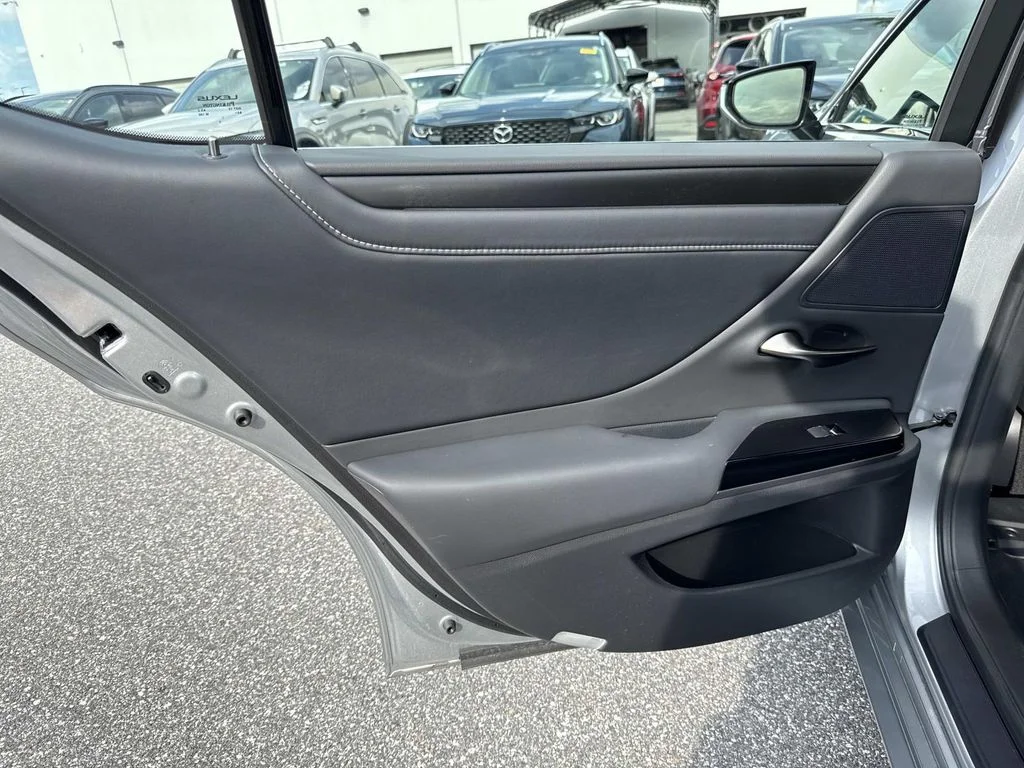 Used 2025 Silver Lexus 350 image 12