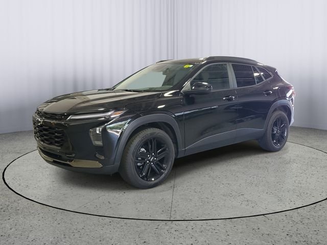 Used 2025 Black Chevrolet ACTIV image 2