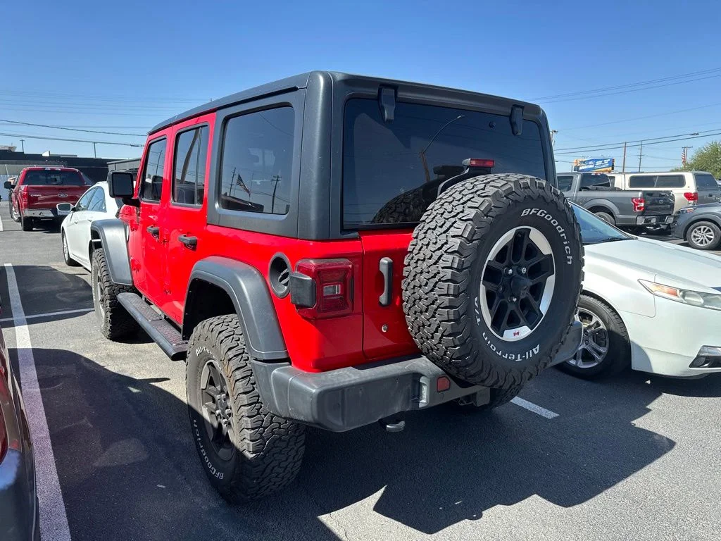 Used 2018 Red Jeep Unlimited Sport S image 4