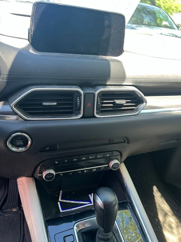 Used 2019 White Mazda Grand Touring Reserve image 25