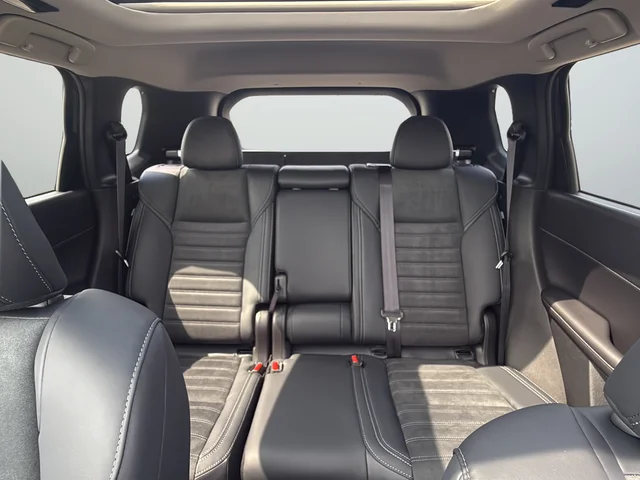 New 2026 Gray Mitsubishi SE image 40
