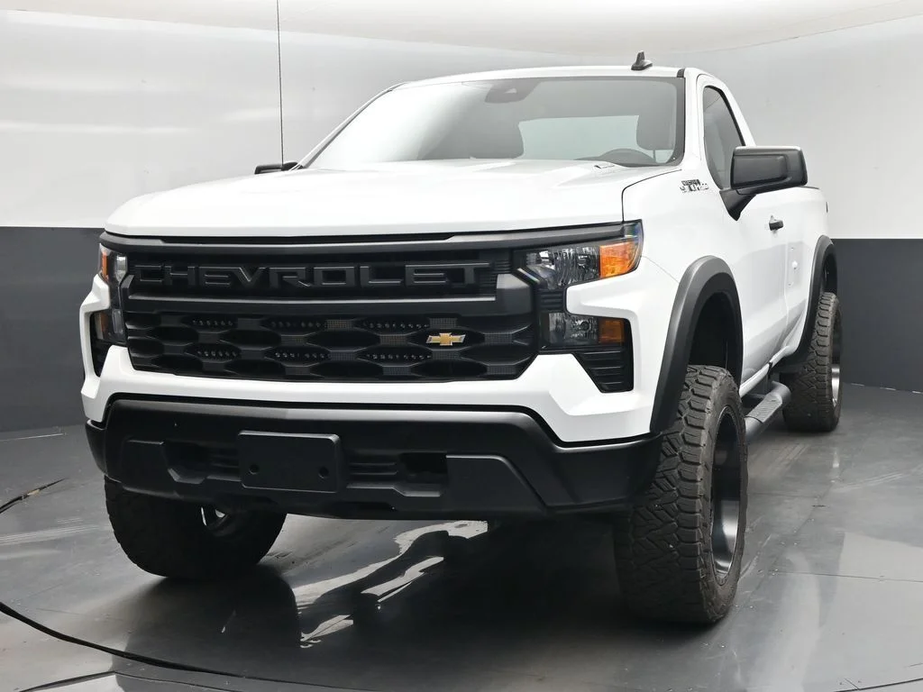 Used 2024 White Chevrolet WT image 6
