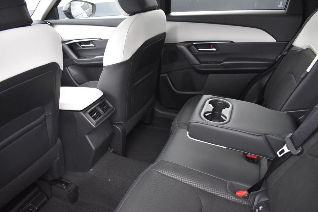 New 2026 Machine Gray Metallic Mazda 2.5 S Select AWD image 18