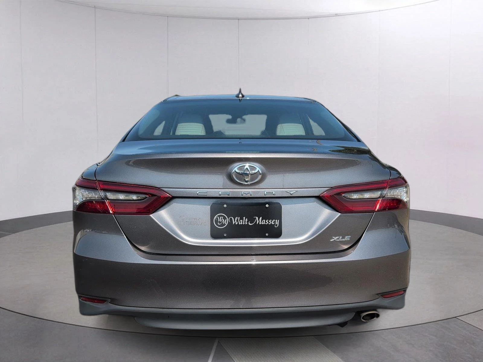 Used 2023 Predawn Gray Mica Toyota XLE image 4