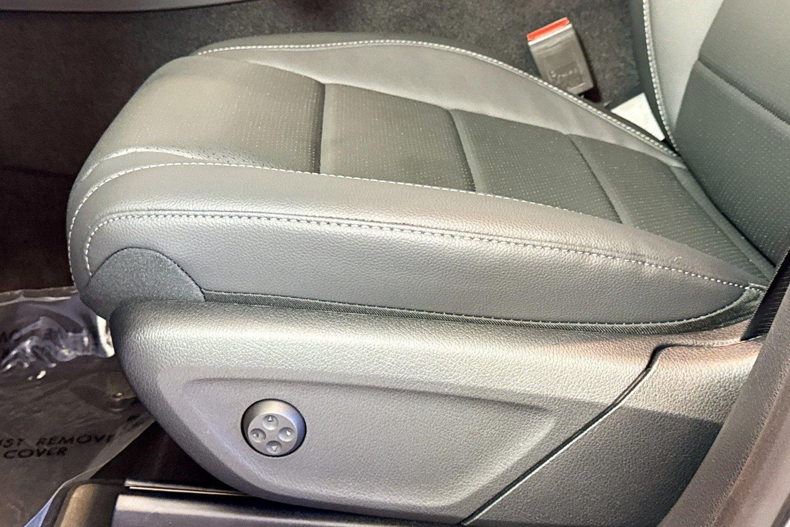 New 2026 Selenite Grey Metallic Mercedes-Benz GLE 450 image 17