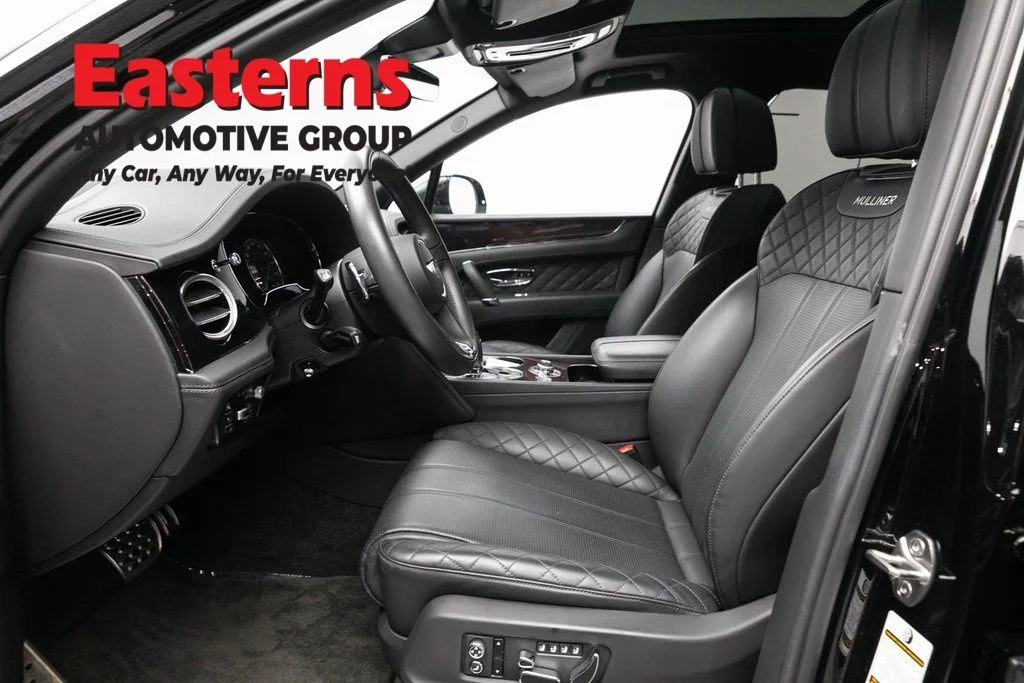 Used 2018 Black Bentley Mulliner image 49