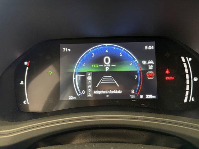 Certified Used 2026 WIND CHILL PEARL Toyota  image 31