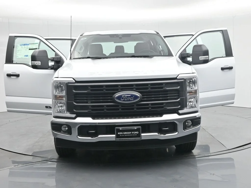 2026 Ford F-350 Super Duty XL - Photo 32
