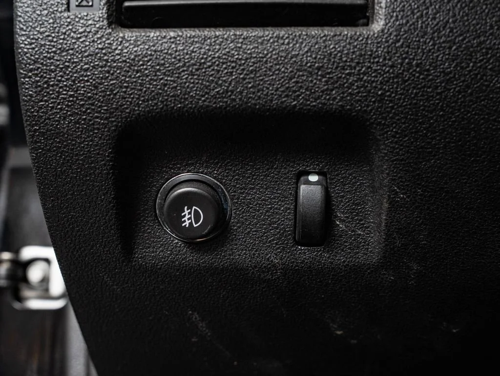 Used 2007 Black Onyx Saturn  image 30