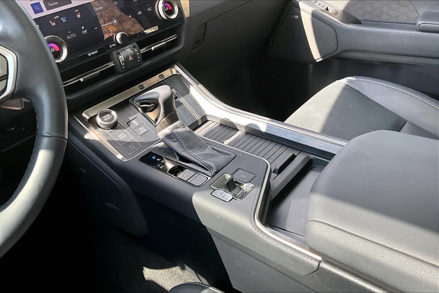 Used 2024 Caviar Lexus Luxury+ image 17