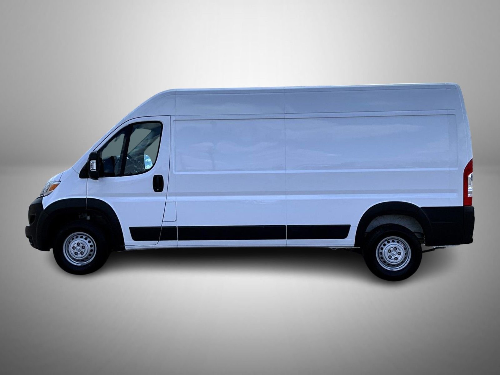 Used 2025 White Ram High Roof image 8
