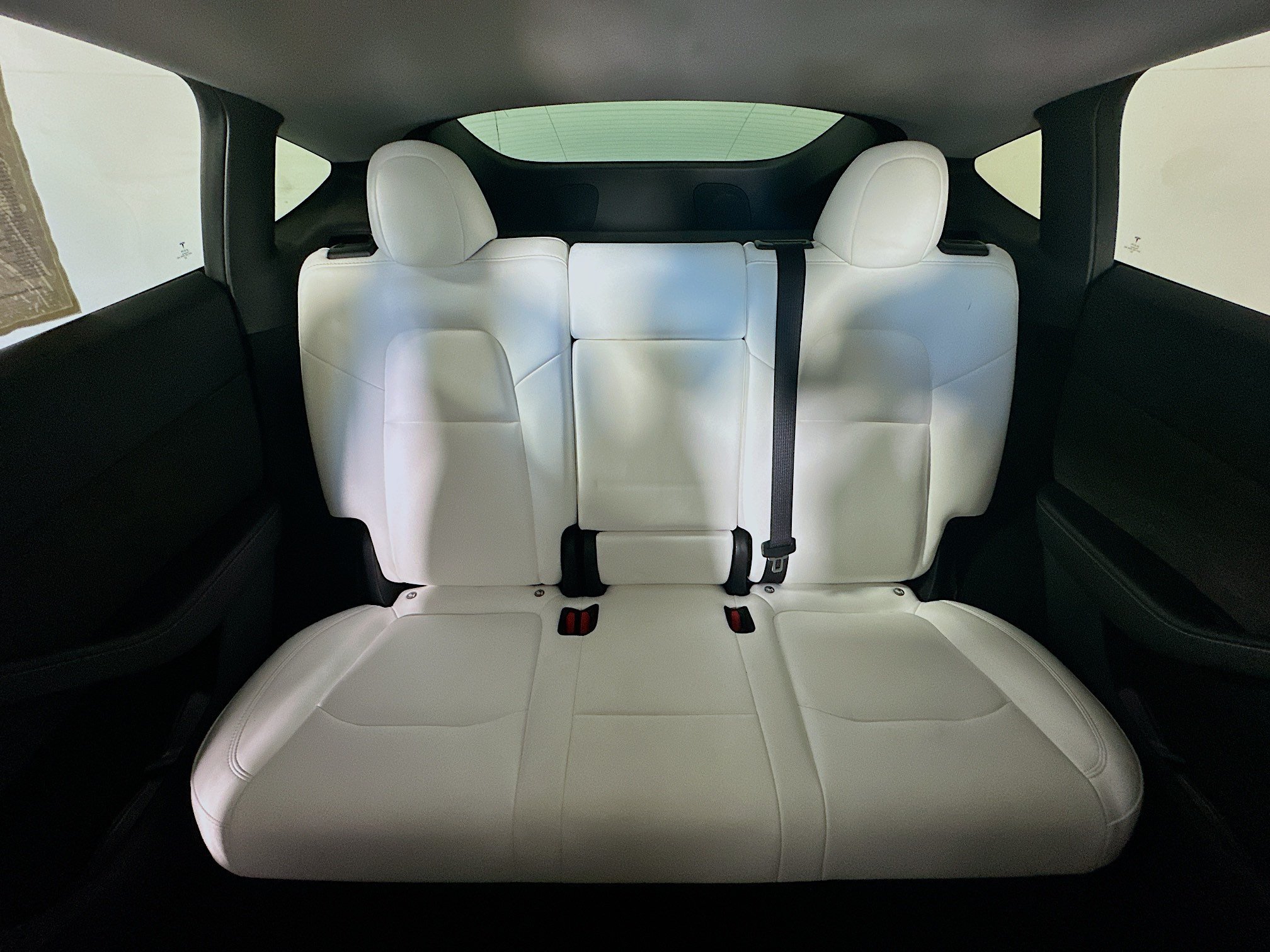 Used 2024 White Tesla Long Range image 29
