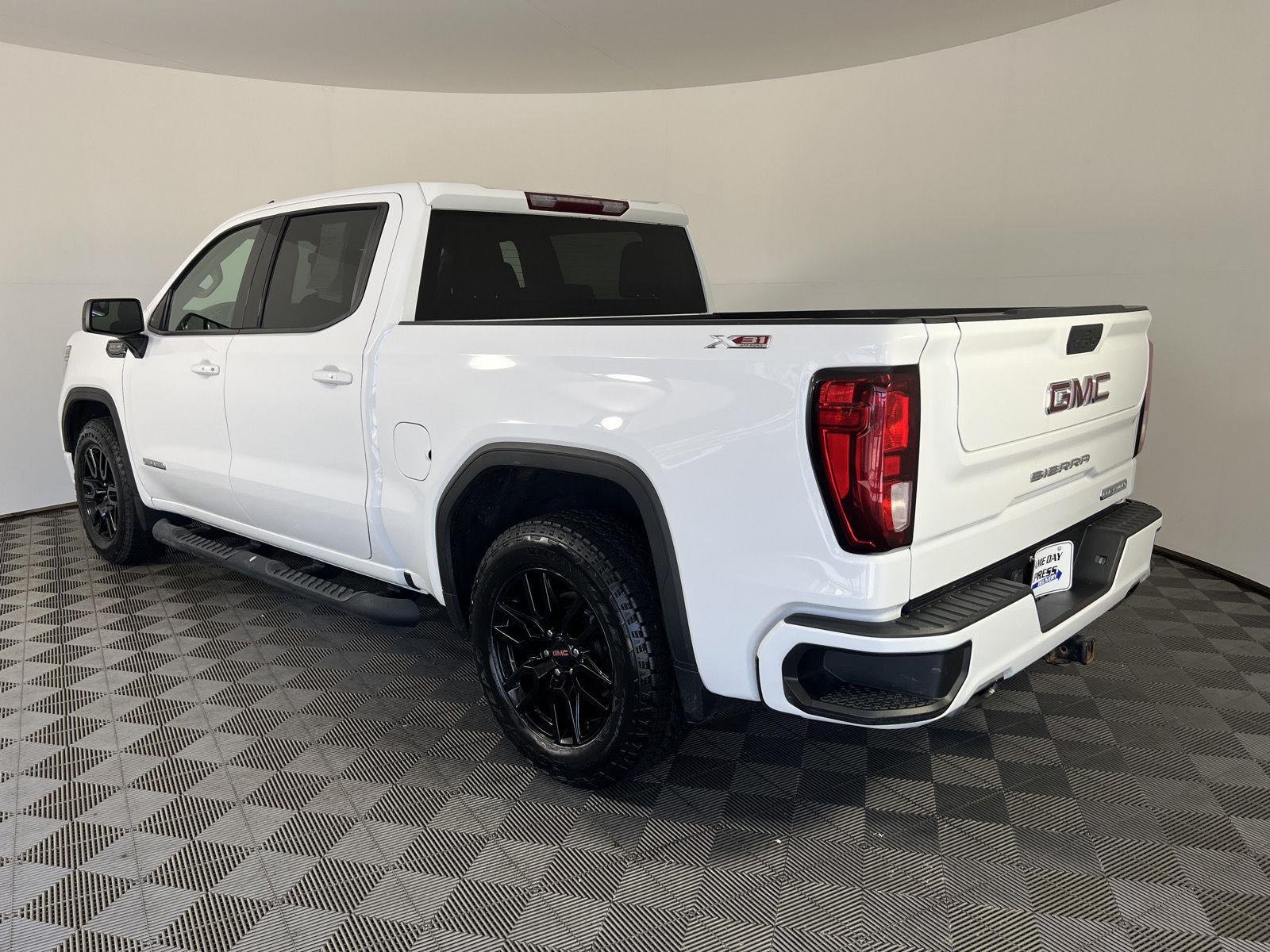 Used 2021 Summit White GMC Elevation image 15
