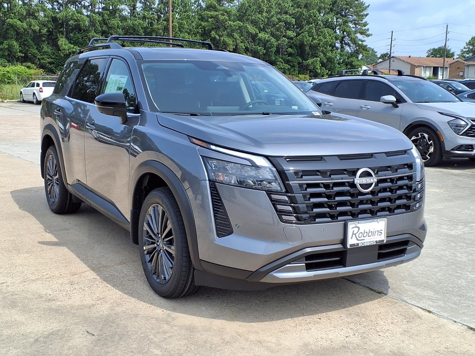 New 2026 Gun Metallic Nissan SL image 3