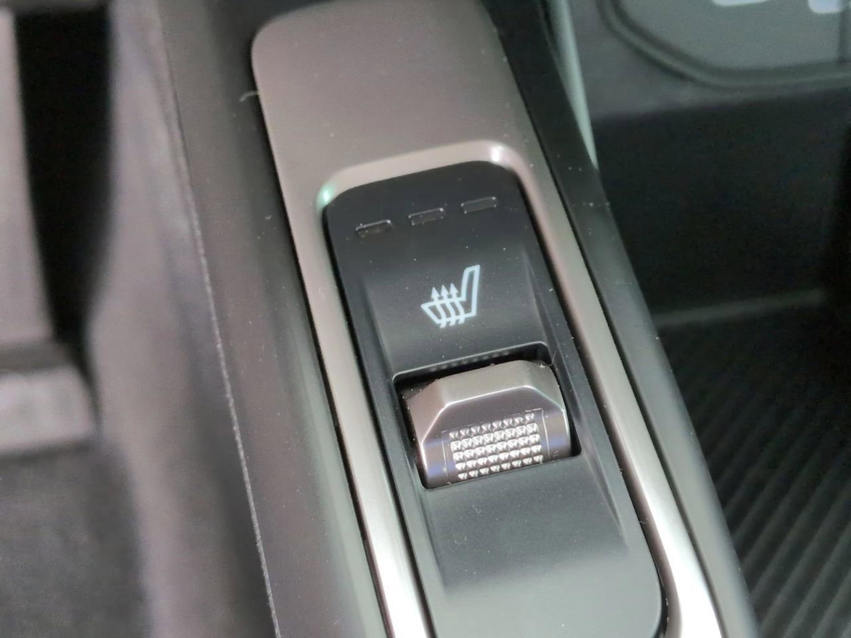 New 2026 Glacial White Kia S image 22