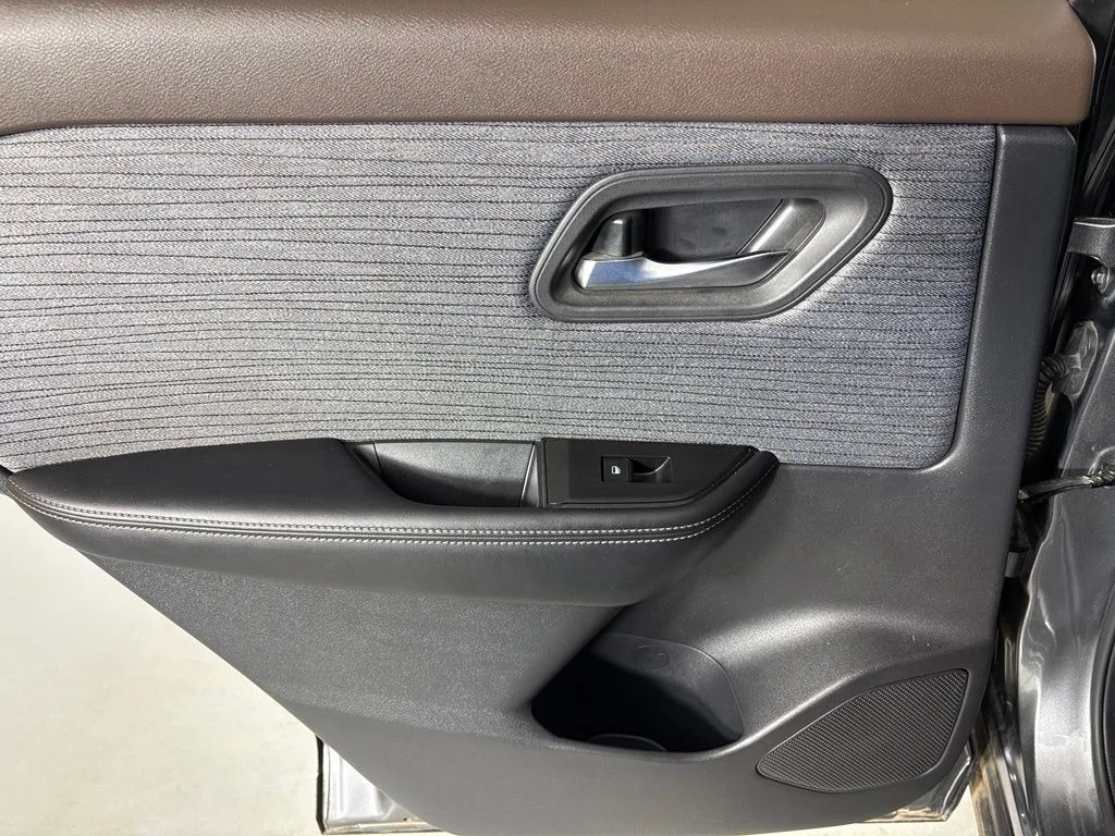 Used 2023 Gray Nissan SV image 35