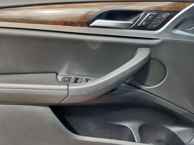 Used 2019 White BMW sDrive30i image 23
