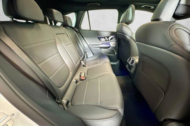 New 2026 Polar White Mercedes-Benz GLC 300 image 55