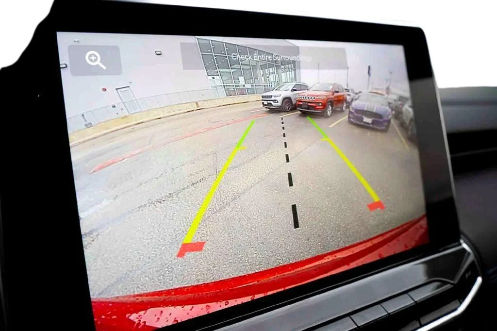 New 2026 Red Jeep Latitude image 15