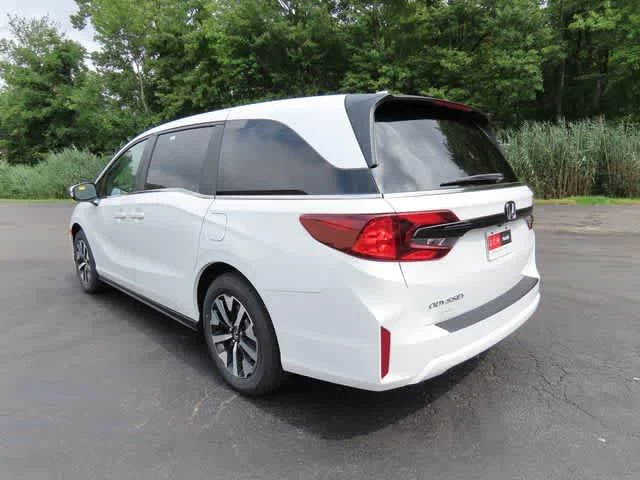 New 2026 Platinum White Pearl Honda EX-L image 4