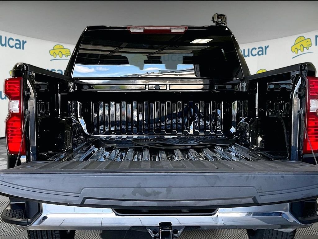 Used 2023 Black Chevrolet LT image 27