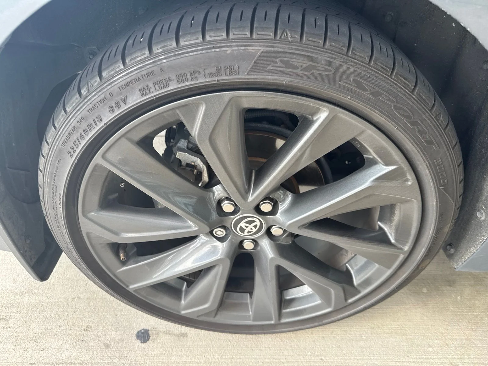 Used 2025  Toyota SE image 17