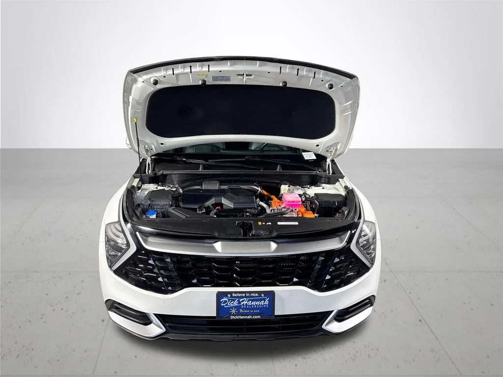 Used 2025 White Kia EX image 23