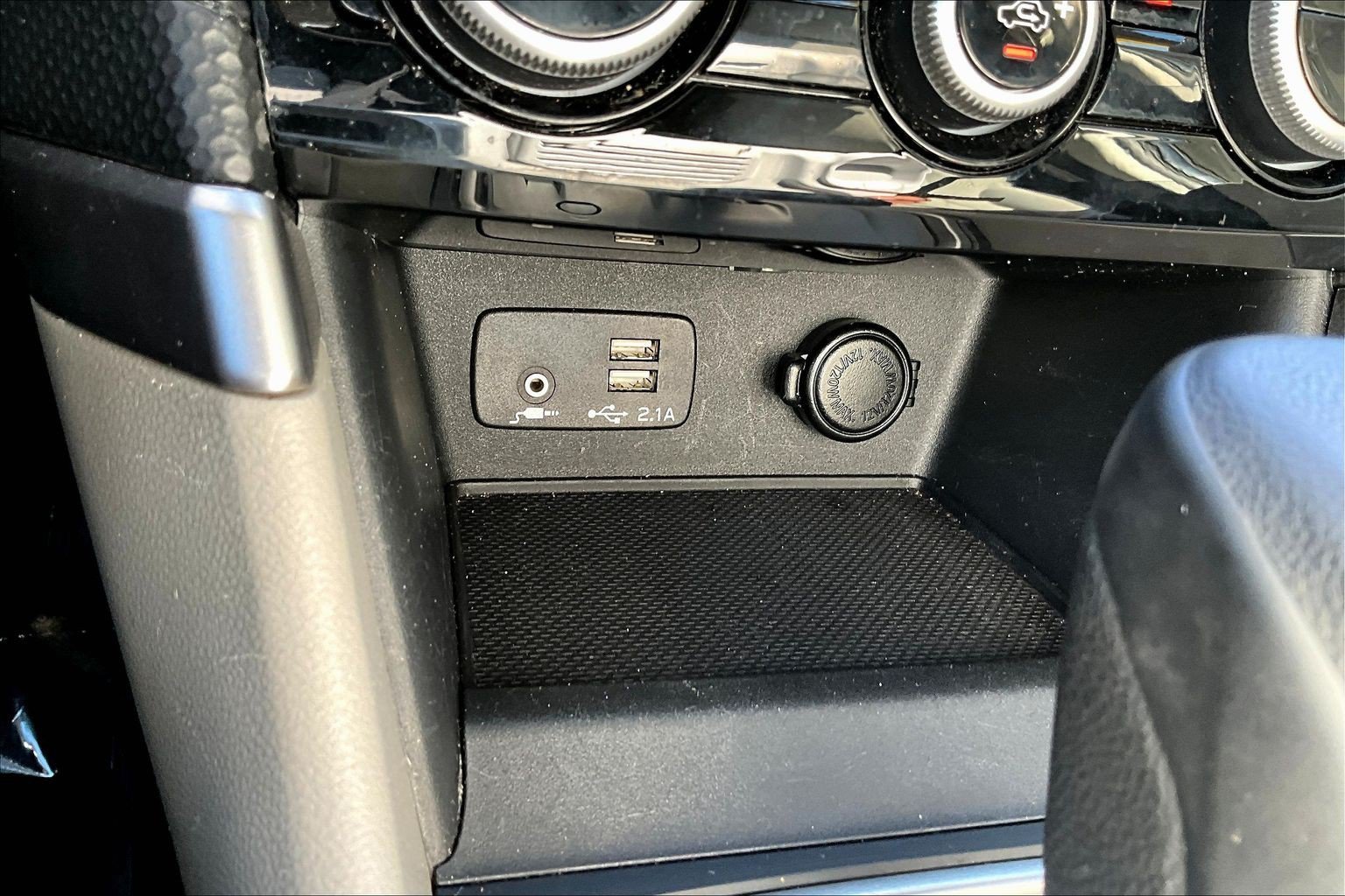 Used 2020 Black Subaru Premium image 13