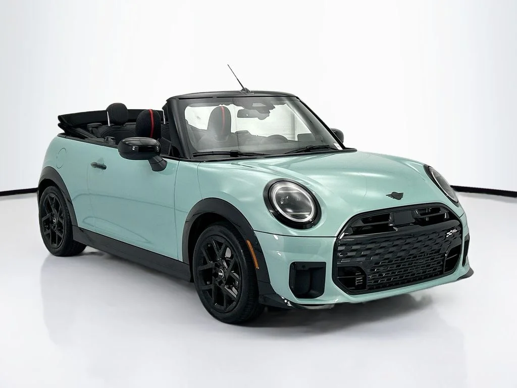 Used 2026 Ocean Wave Green Metallic MINI Iconic image 3