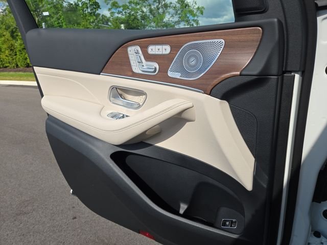 New 2026 Polar White Mercedes-Benz GLS450 image 23