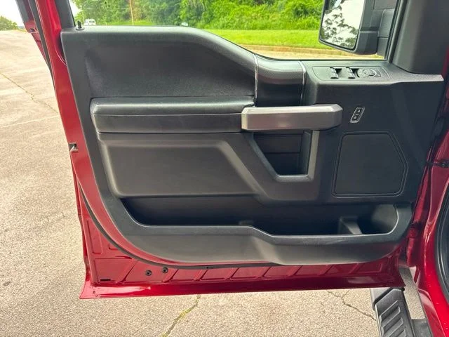 Used 2020 Red Ford XLT image 14