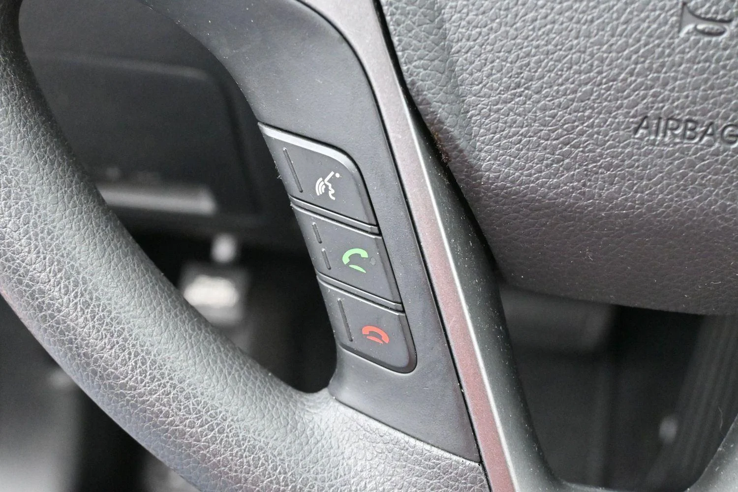 Used 2016 Twilight Black Hyundai FWD 4dr 2.4 image 18