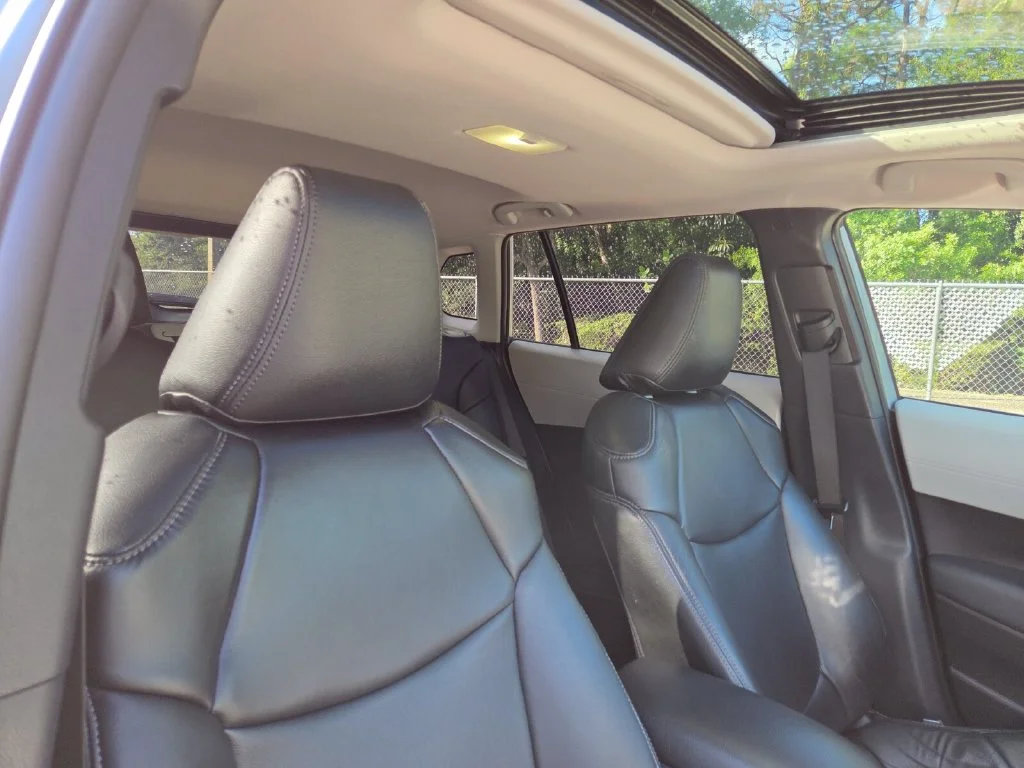 Certified Used 2022 Silver Toyota LE image 15