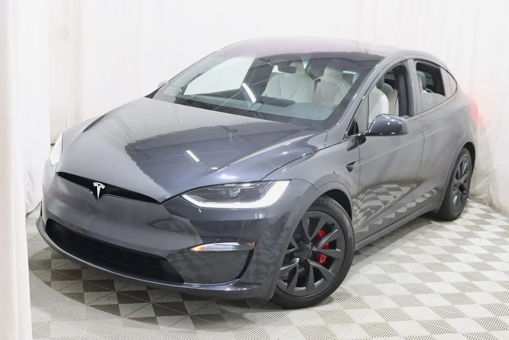 Used 2024 Black Tesla Plaid image 5