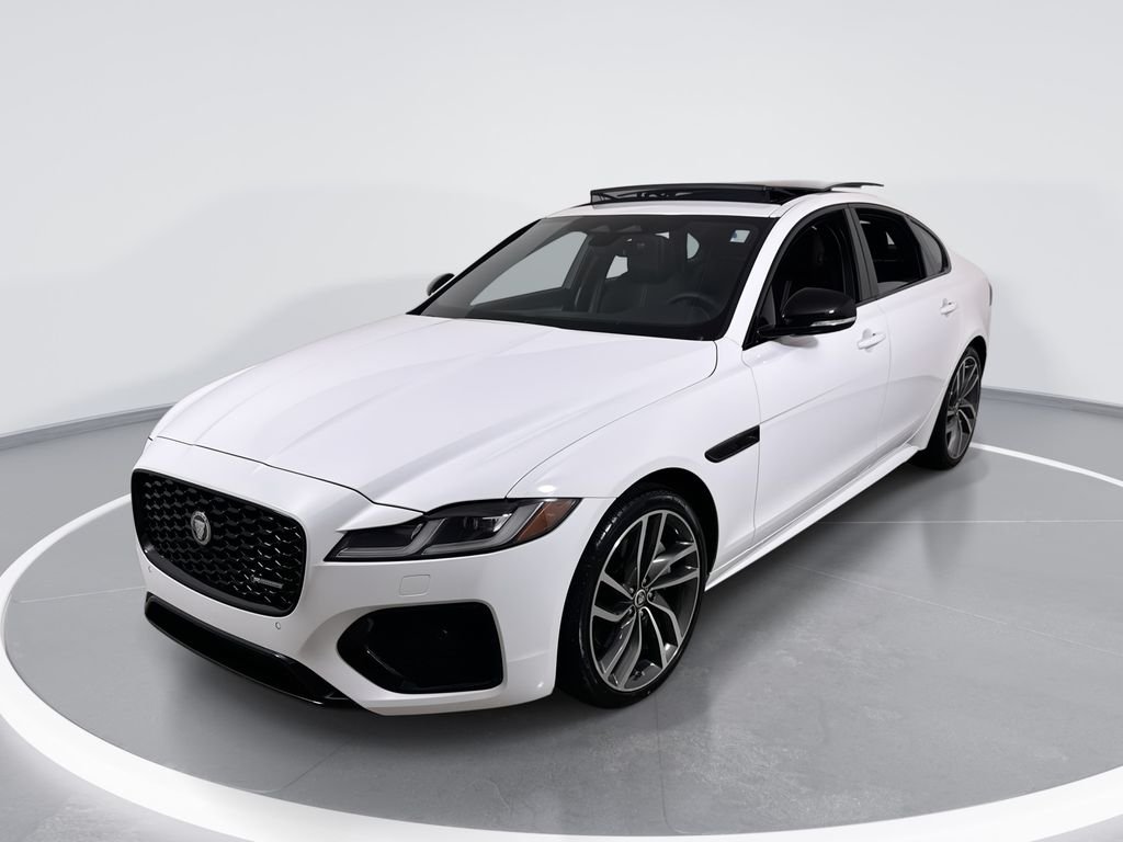 2024 Jaguar XF R-Dynamic SE