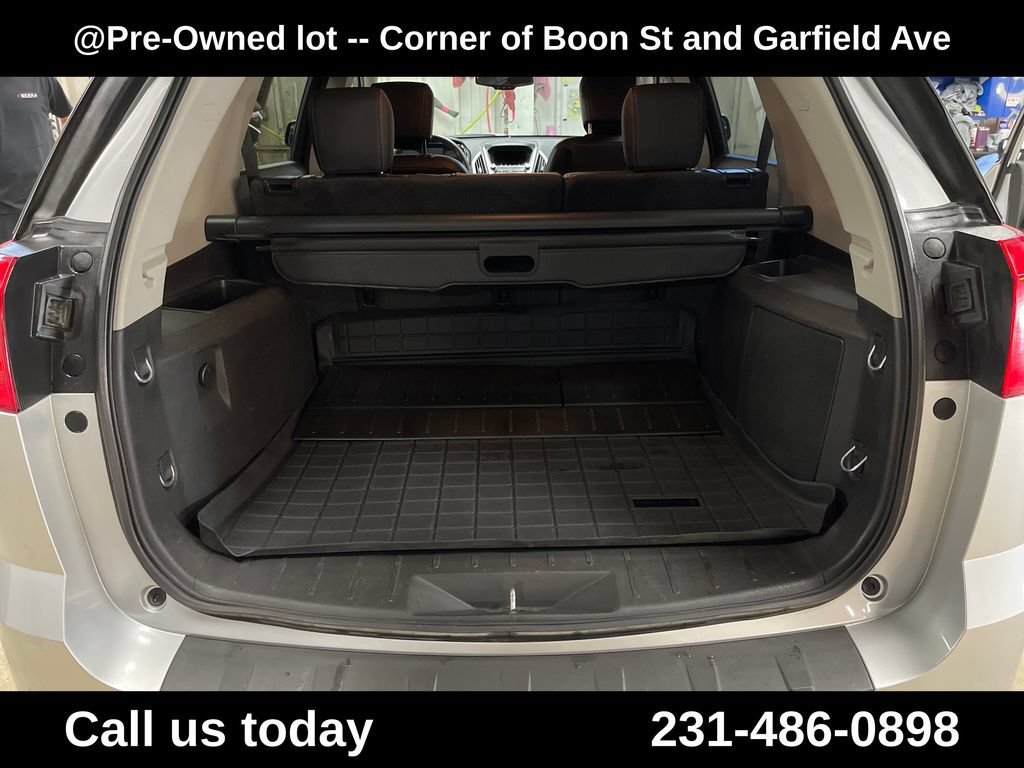 Used 2014 Quicksilver Metallic GMC SLT image 28