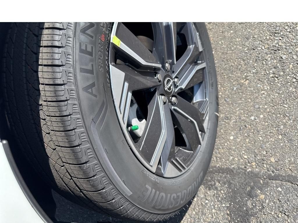 2025 Nissan Murano SL - Photo 9