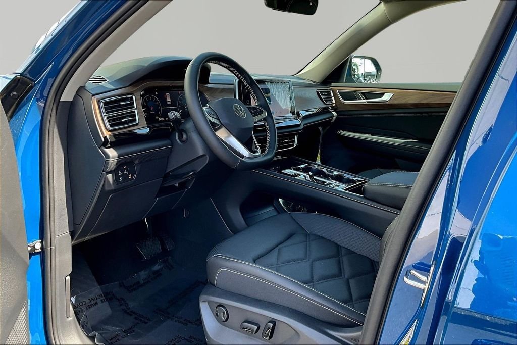 2026 Volkswagen Atlas SE w/Tech - Photo 18