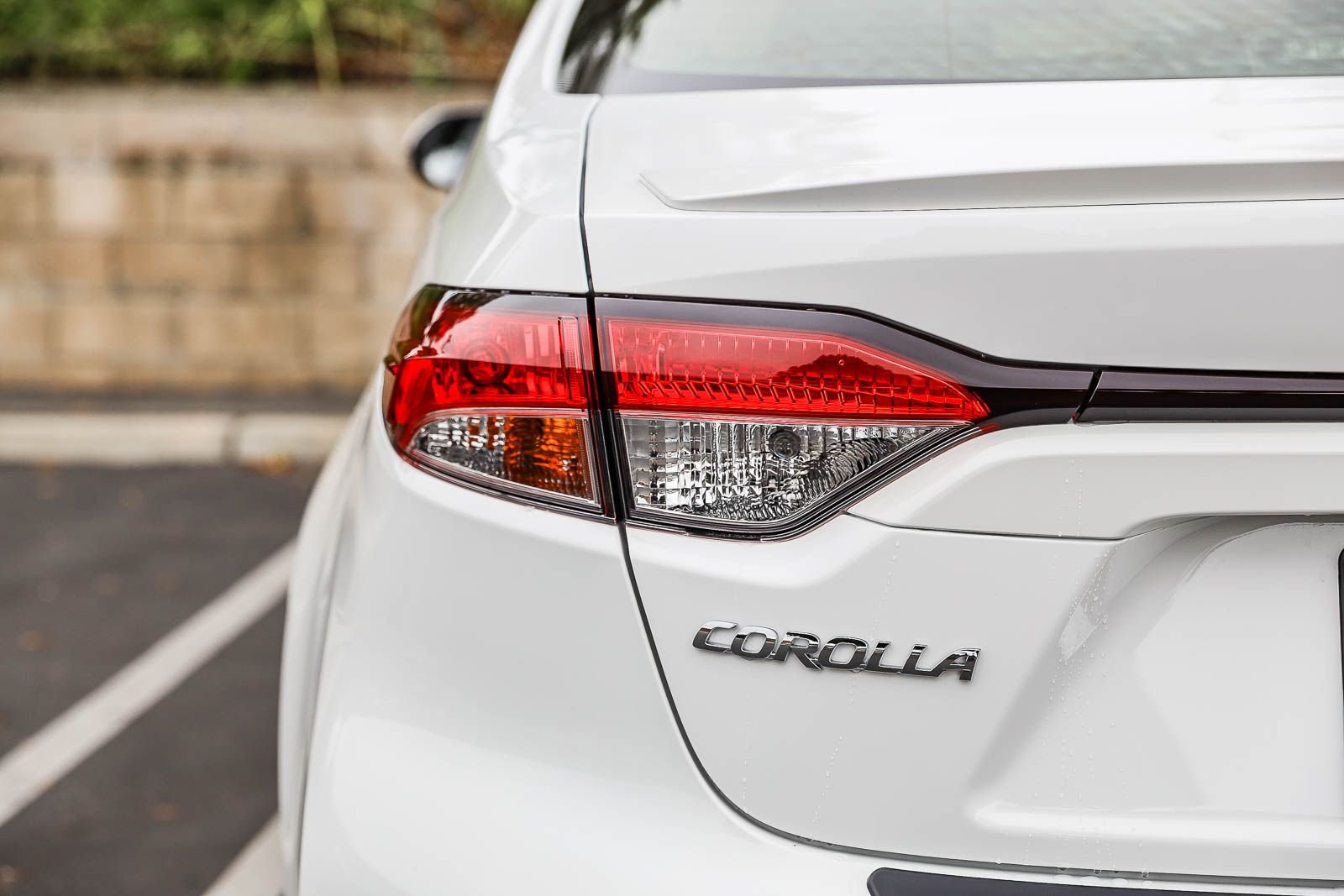New 2026 Ice Cap Toyota  SE image 7