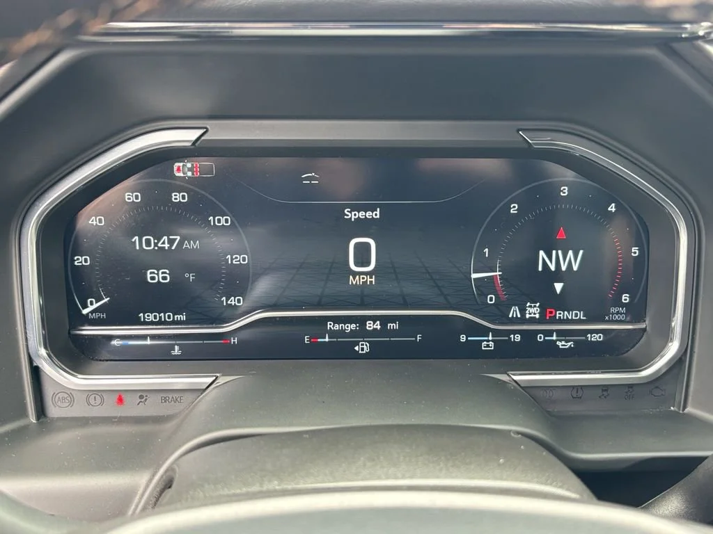 Used 2024 Summit White GMC AT4 image 32