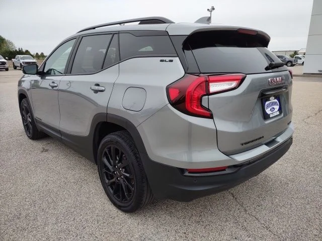 Used 2023 Sterling GMC SLE image 3