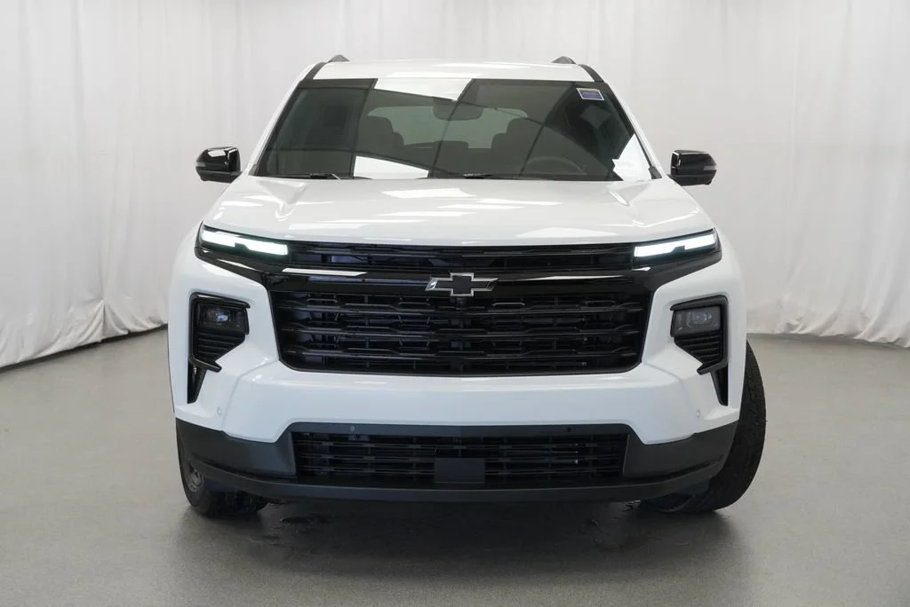 New 2027 Summit White Chevrolet LT image 34
